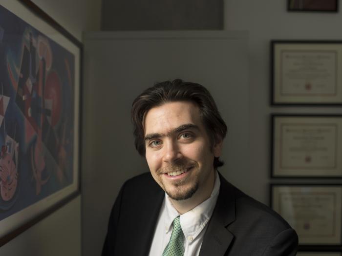Broniatowski Discusses AI Ethics and Regulations on Morning Wave in Busan